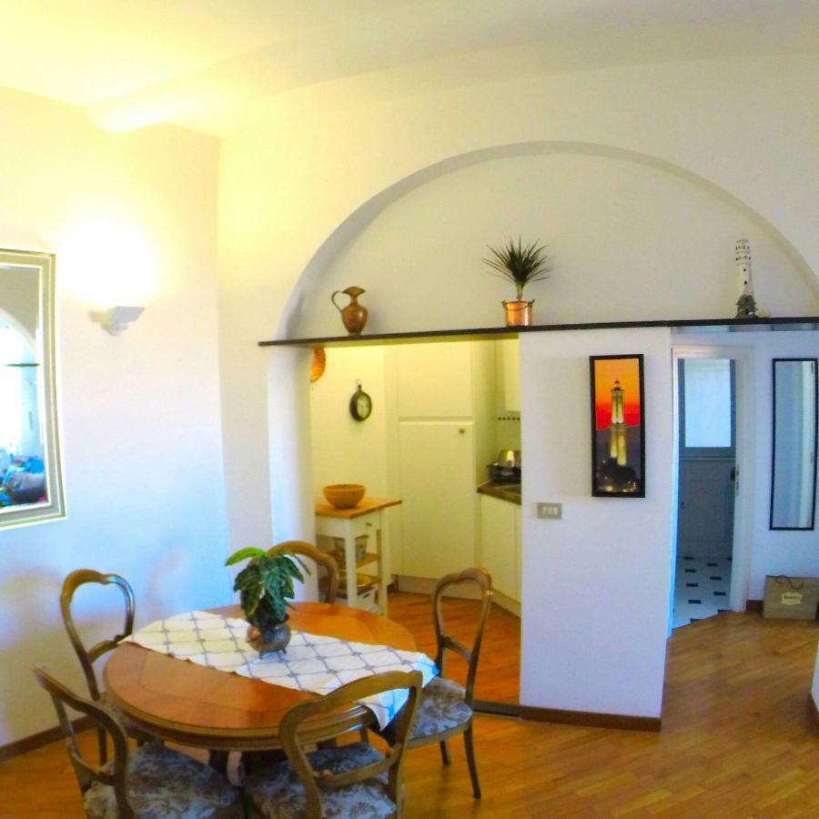 La Bitta Sul Molo Apartment Genoa Bagian luar foto